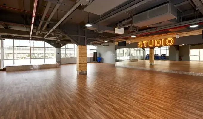 Aq Studio Small